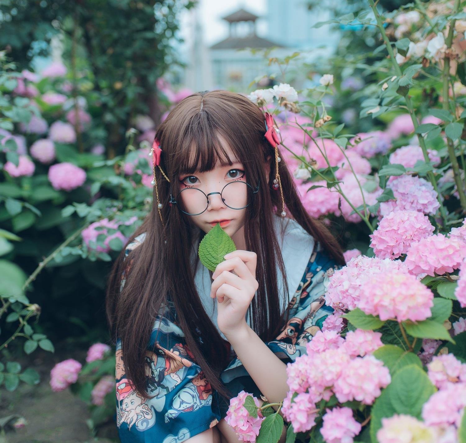 10000����18������ѿ�����