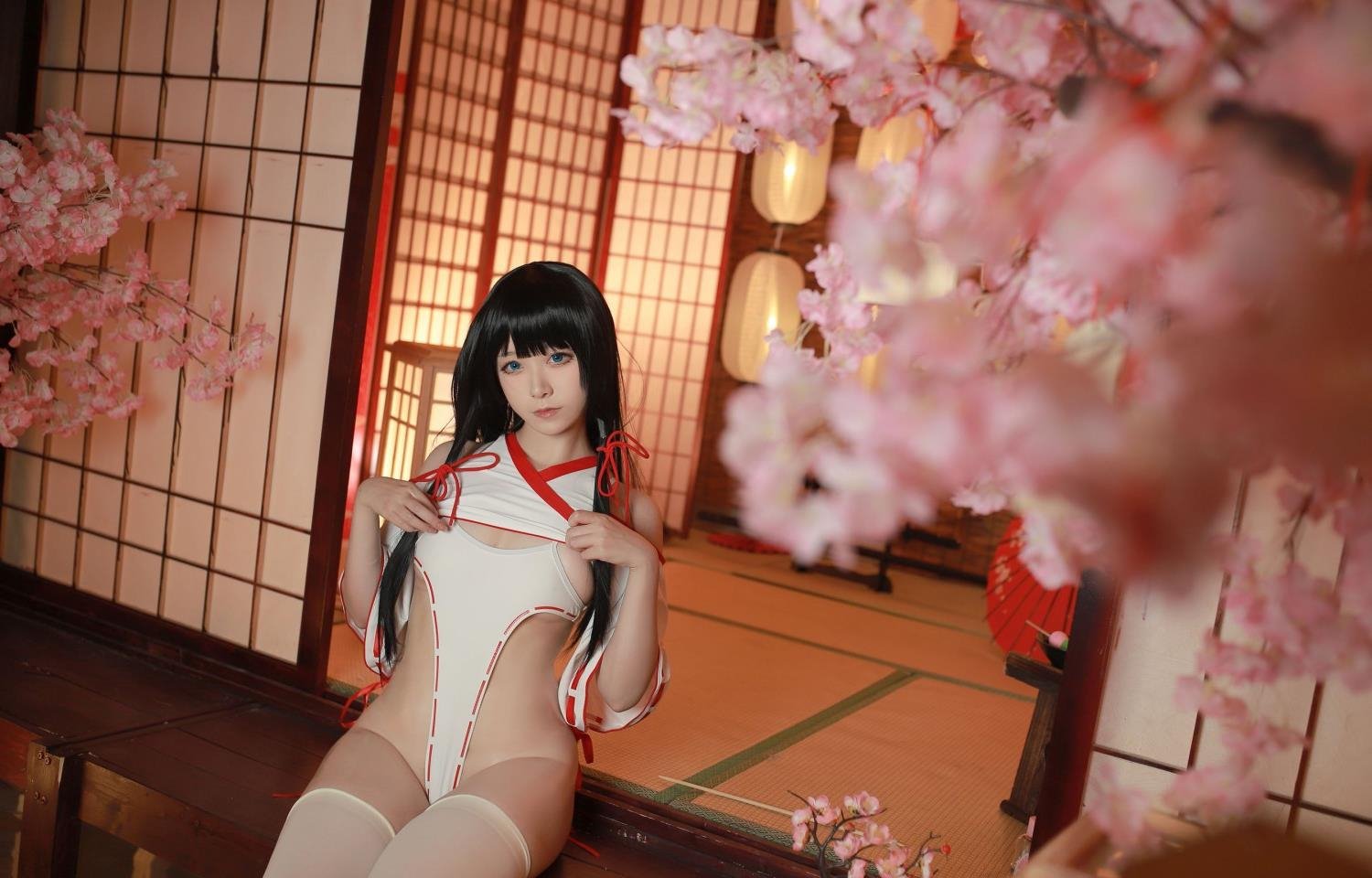 �������޾�Ʒ�þ��ۺϰ���