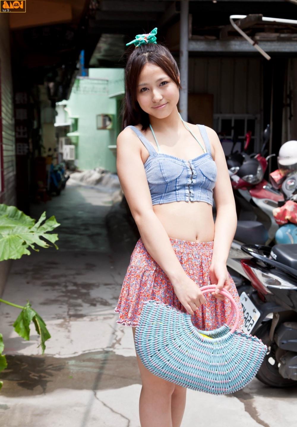 ���ߣ��ϻ���ˬ�ľջ�ҫ�۵ģ�ͷ��