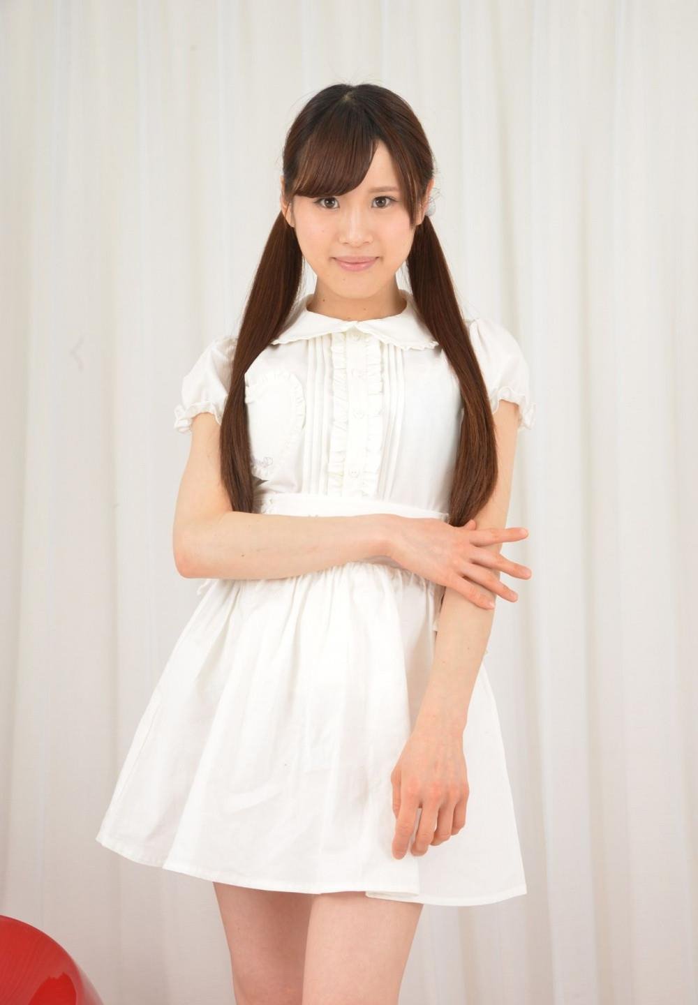 ������Ů�˶��ṥ��