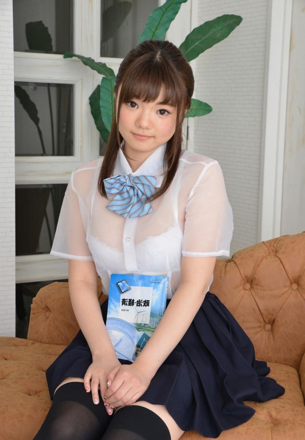 ���ߣ�è���У�ͷ��