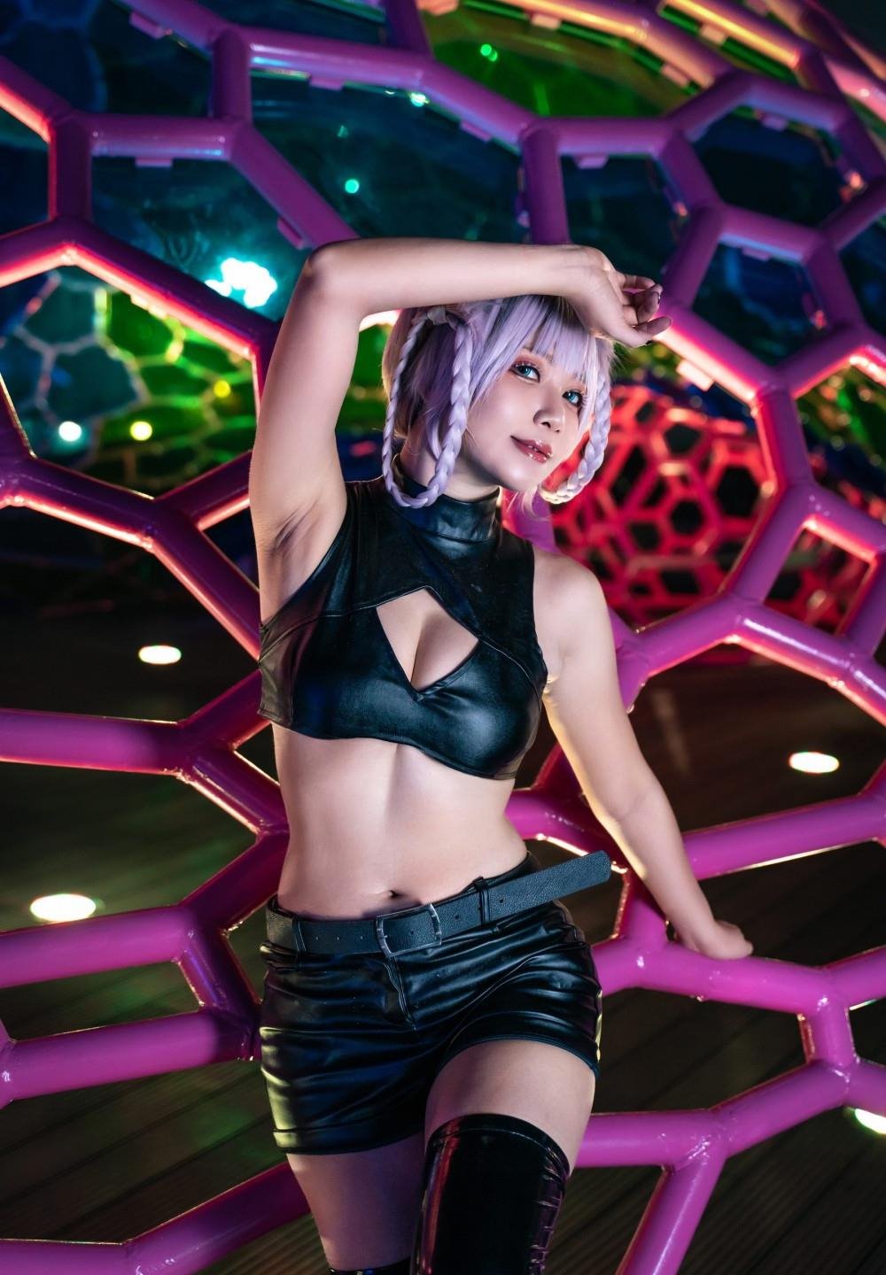 ���ߣ�ħ��ʦ�������ɫ��ͷ��