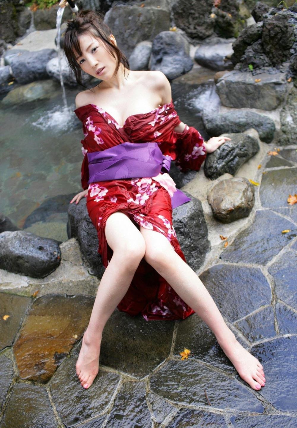 ���ߣ�����������ɫ��ɫ��ͷ��