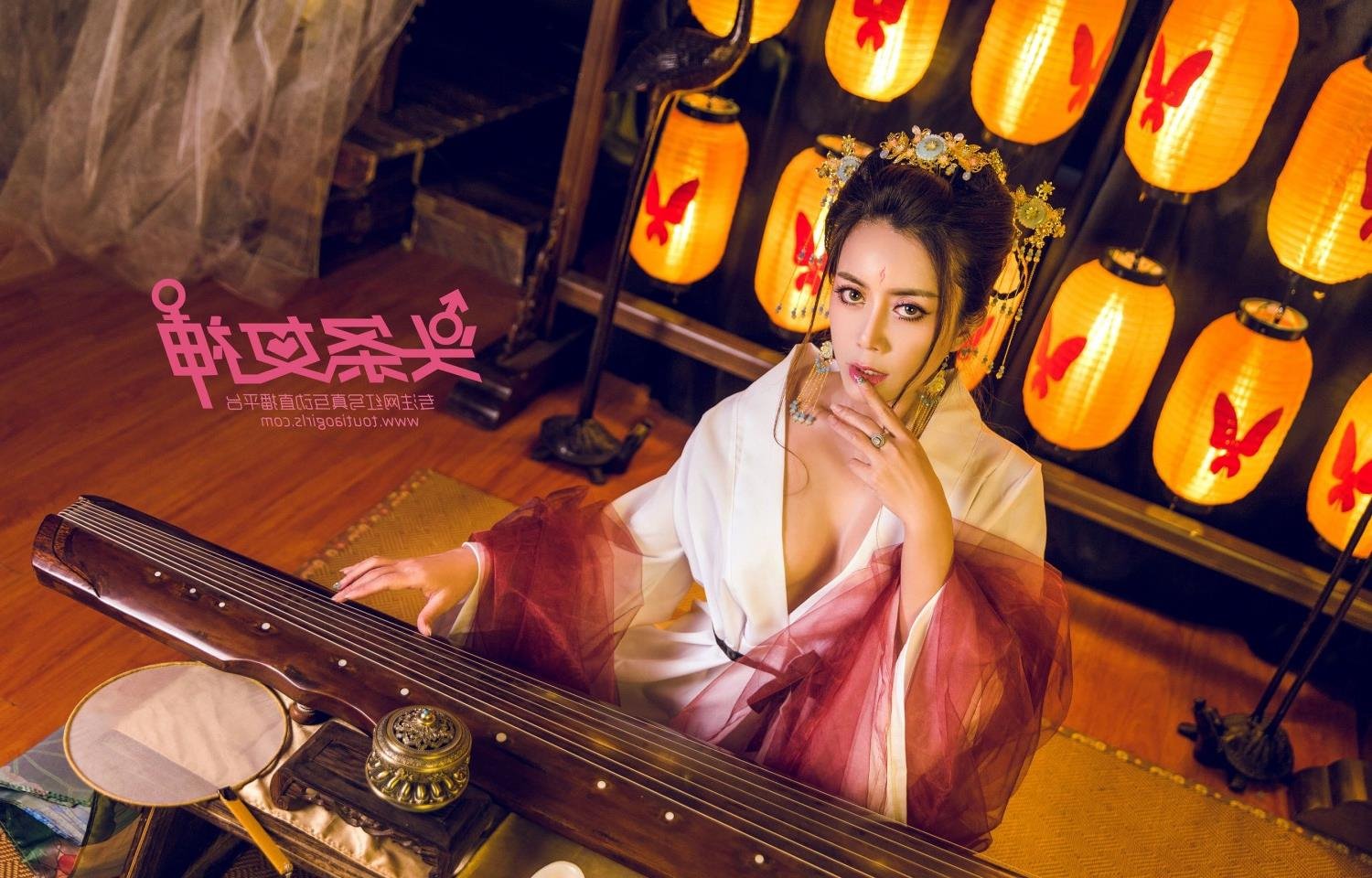 ���ߣ�ҫ�۵ĺ��ࣩͷ��