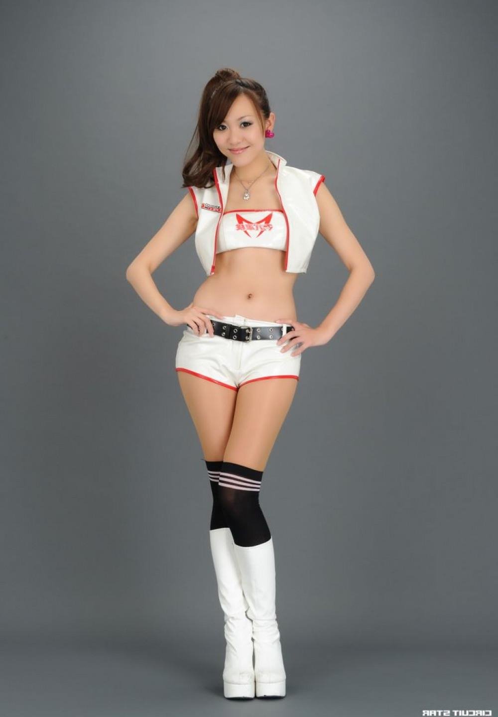 ���ߣ����泱ʪ�Ĺ���ʦ��ͷ��