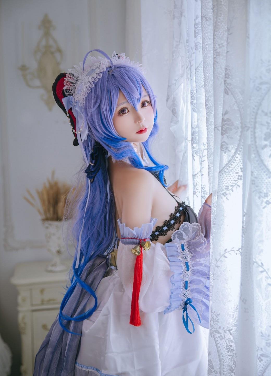 ������Ů��