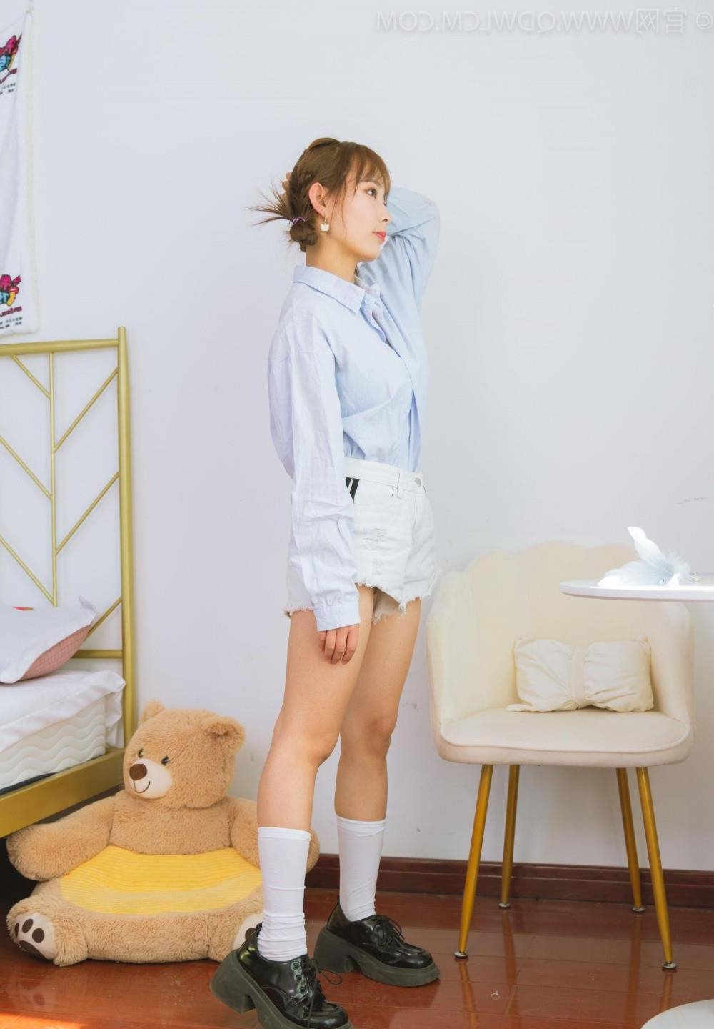 ���ߣ�èƻ�������ǵ�������ͷ��