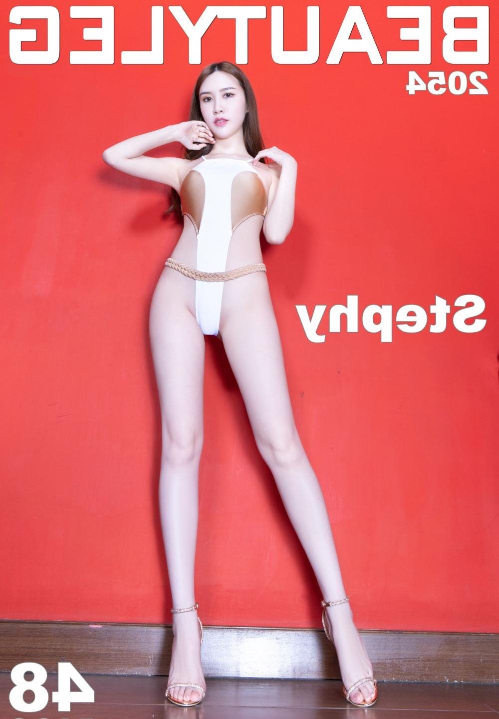 ���ߣ��˶�Ա��������ˬ�ĳ�ɫ��ͷ��