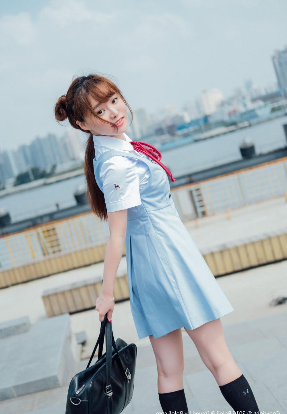 ����Ů��һ������ൺ�ʹ30��ѹۿ�