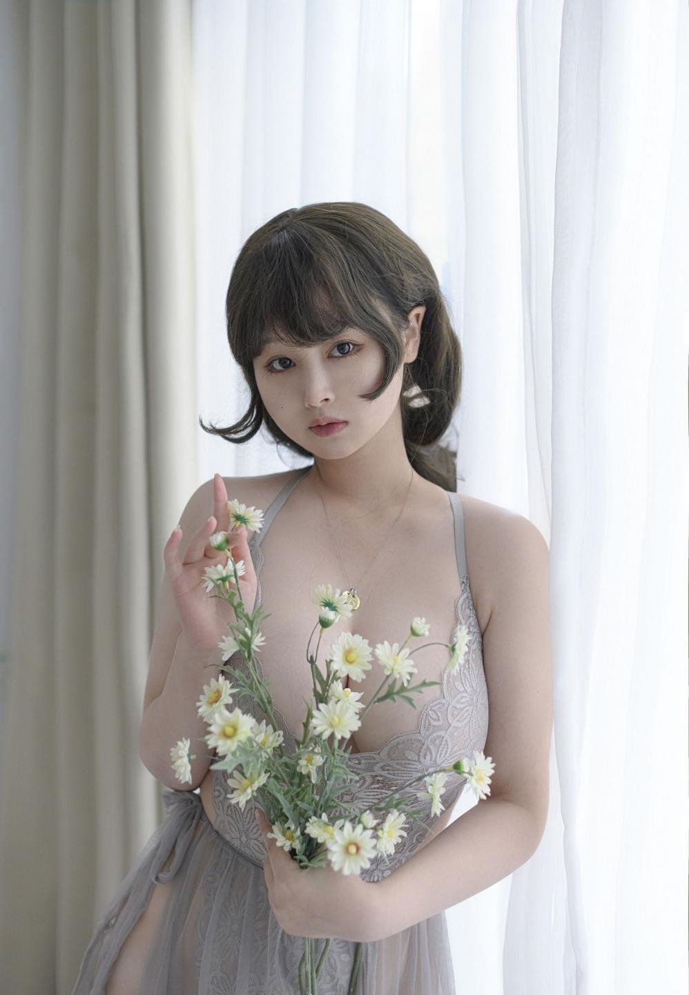 RUN AWAY������������Ķ�