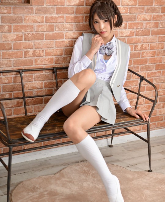 ���ߣ�ӥ��ů����ɹ���ʦ��ͷ��