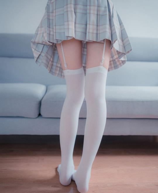 ˫�˴����˿���Ƶ��